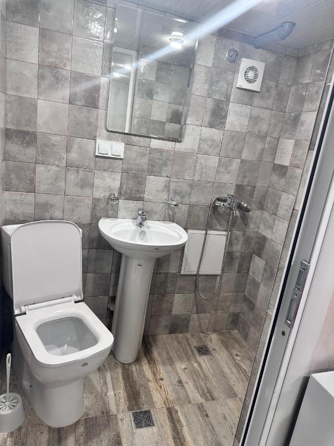Mandarin Hotel Jerevan Eksteriør bilde